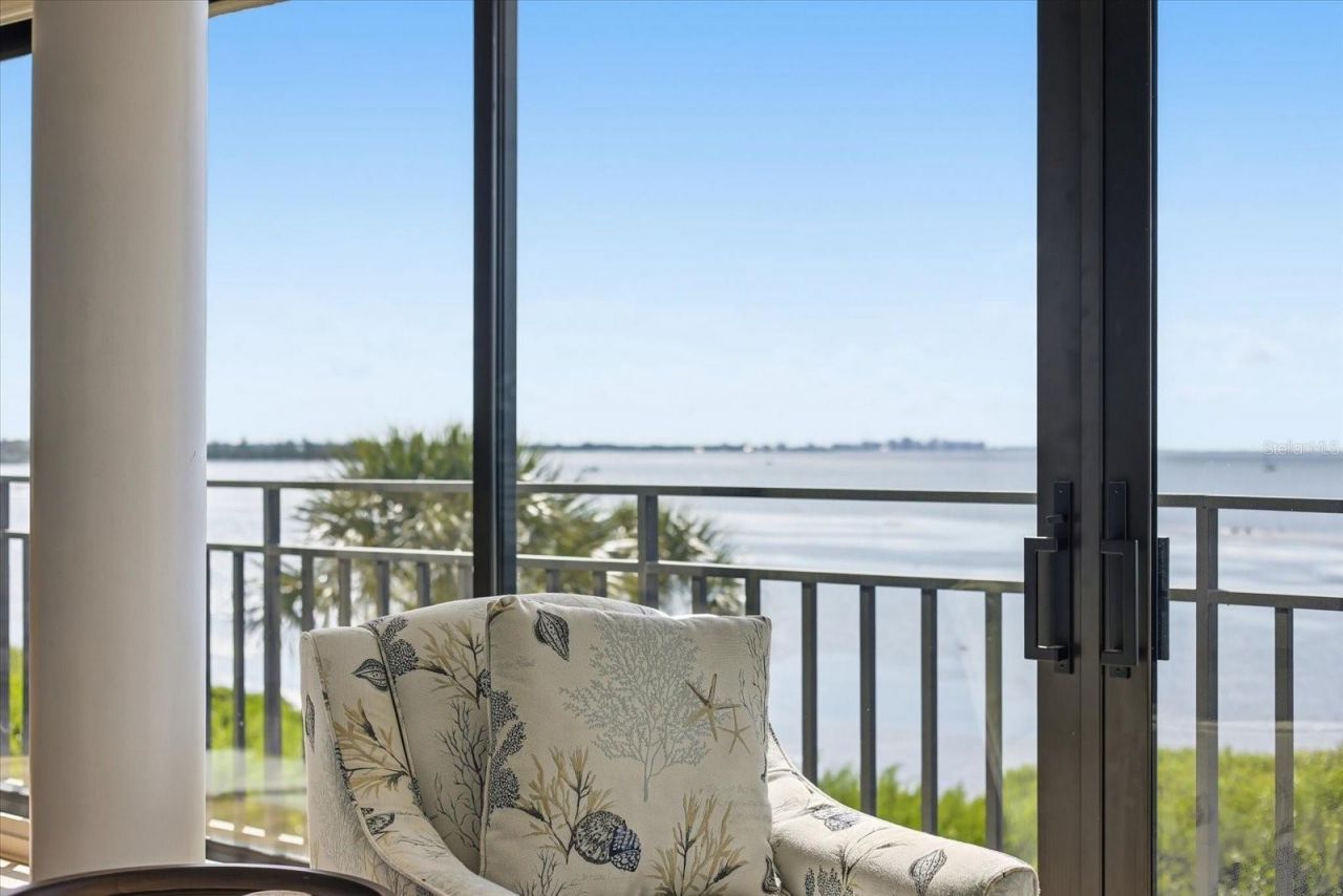 6460 Mourning Dove Drive , Unit 305, Bradenton, FL 34210 Photo