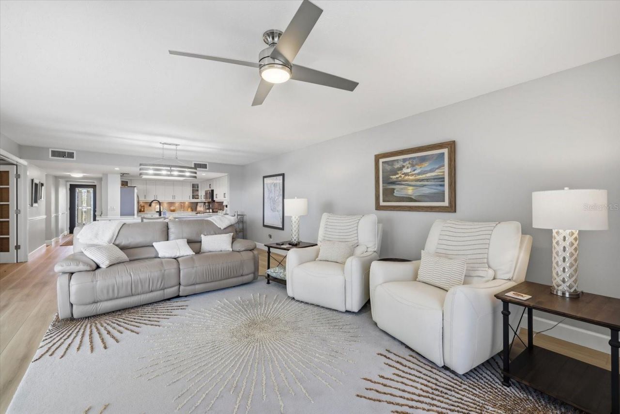6460 Mourning Dove Drive , Unit 305, Bradenton, FL 34210 Photo