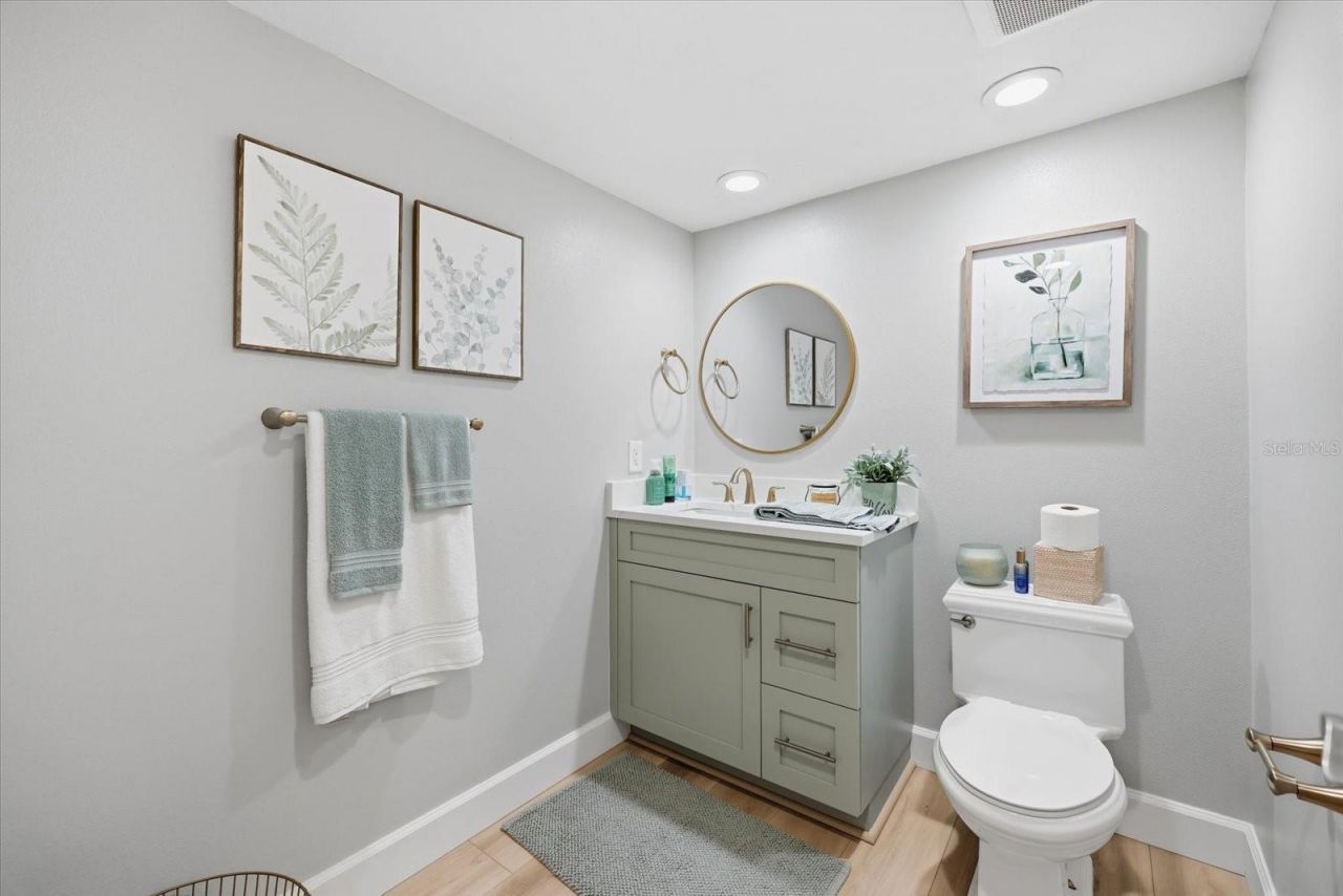 6460 Mourning Dove Drive , Unit 305, Bradenton, FL 34210 Photo