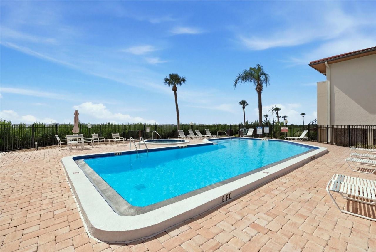 6460 Mourning Dove Drive , Unit 305, Bradenton, FL 34210 Photo