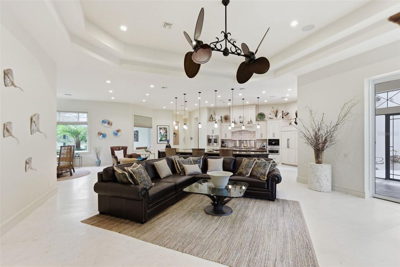 6075 S Tropical Trail, Merritt Island, FL 32952 Photo