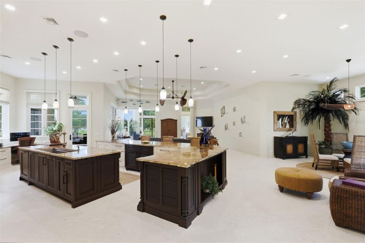 6075 S Tropical Trail, Merritt Island, FL 32952 Photo