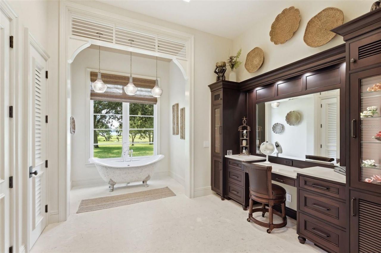 6075 S Tropical Trail, Merritt Island, FL 32952 Photo