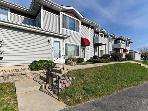 6601 Mariner DRIVE, Unit 6, Mount Pleasant, WI 53406