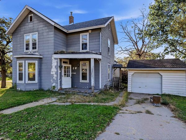 441 Greenwood Avenue, EAST DUBUQUE, IL 61025
