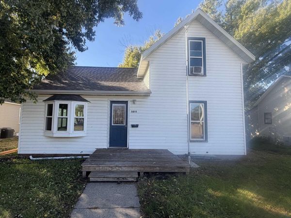 1611 Main Street, Rock Valley, IA 51247
