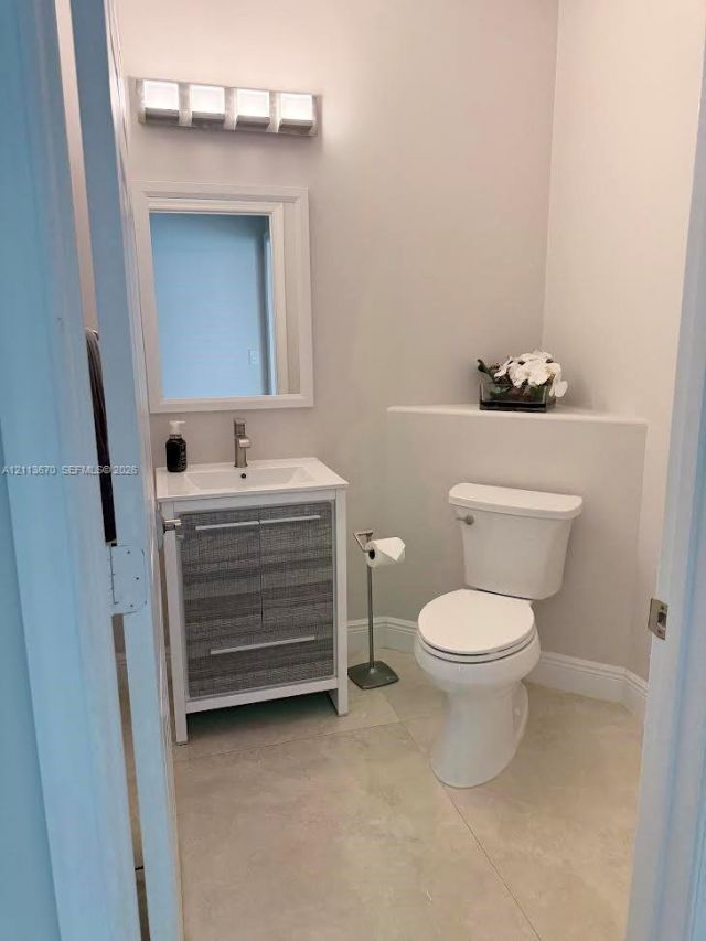 1600 W Classical Blvd , Delray Beach, FL 33445 Photo