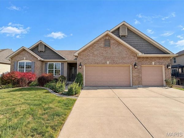 202 Andrea Lynne Drive , Wentzville, MO 63385