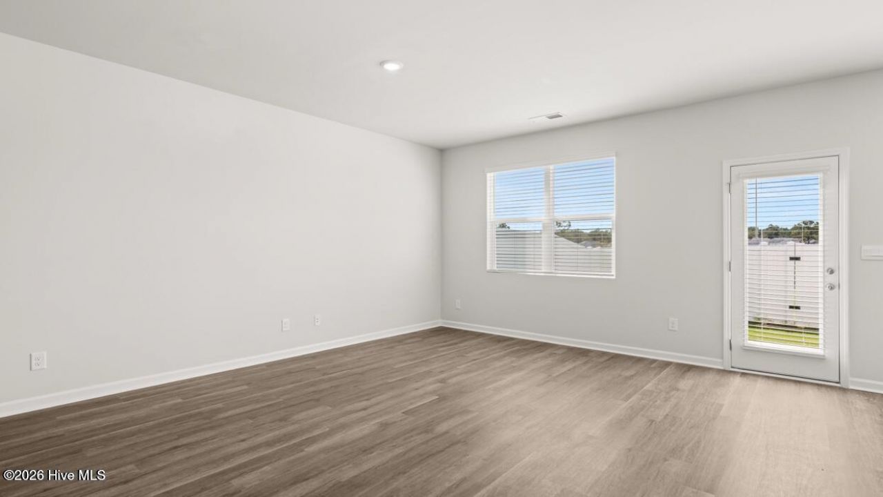 7078 Onyx Row  Photo 13
