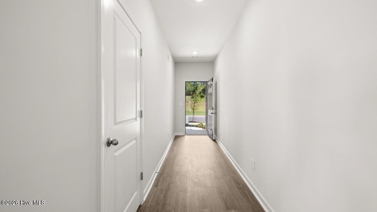 7078 Onyx Row  Photo 4