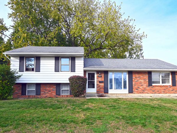 903 Pepperwood Drive, New Carlisle, OH 45344