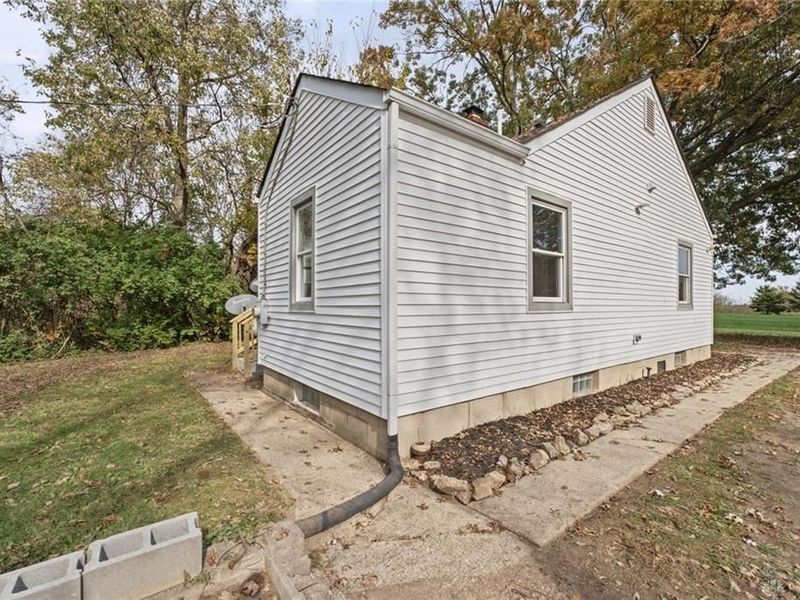 12092 Dille Road, Bethel Township, OH 45344 Photo 30