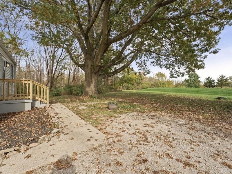 12092 Dille Road, Bethel Township, OH 45344 Photo 35