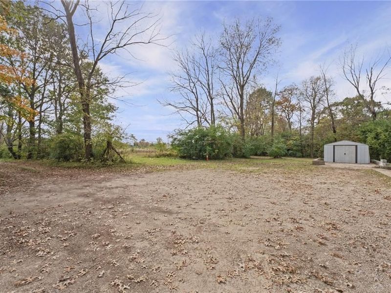 12092 Dille Road, Bethel Township, OH 45344 Photo 36