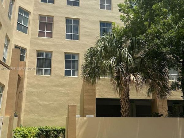 7400 W 20th Ave, Unit 406, Hialeah, FL 33016