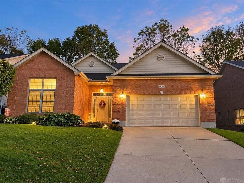 1668 Wimbledon Drive, Fairborn, OH 45324 Photo 2