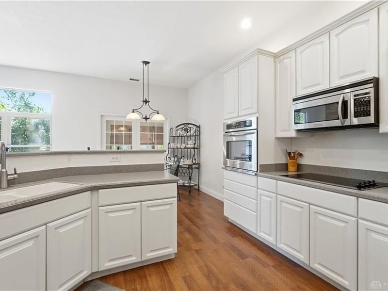 1668 Wimbledon Drive, Fairborn, OH 45324 Photo 30