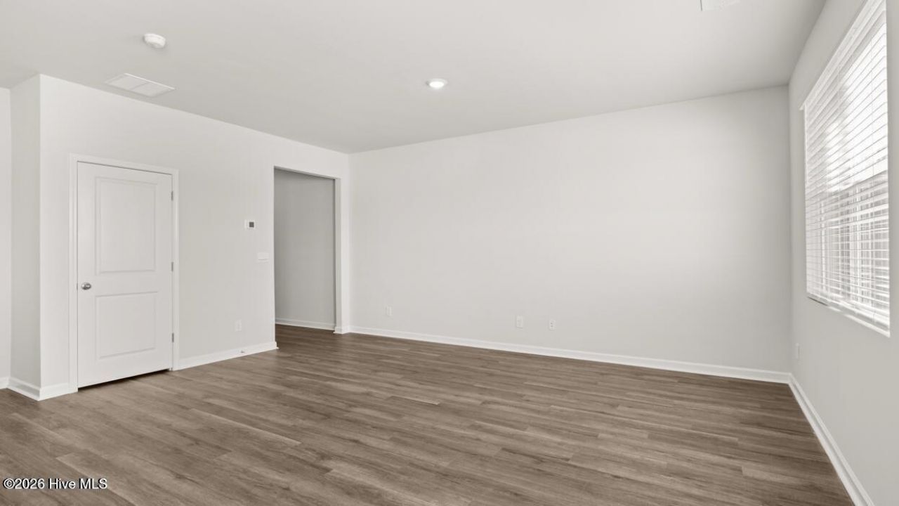 7096 Onyx Row Photo 14