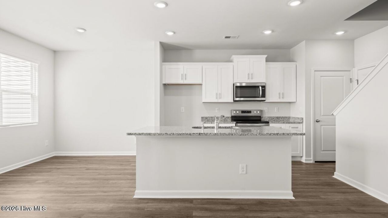 7096 Onyx Row Photo 5