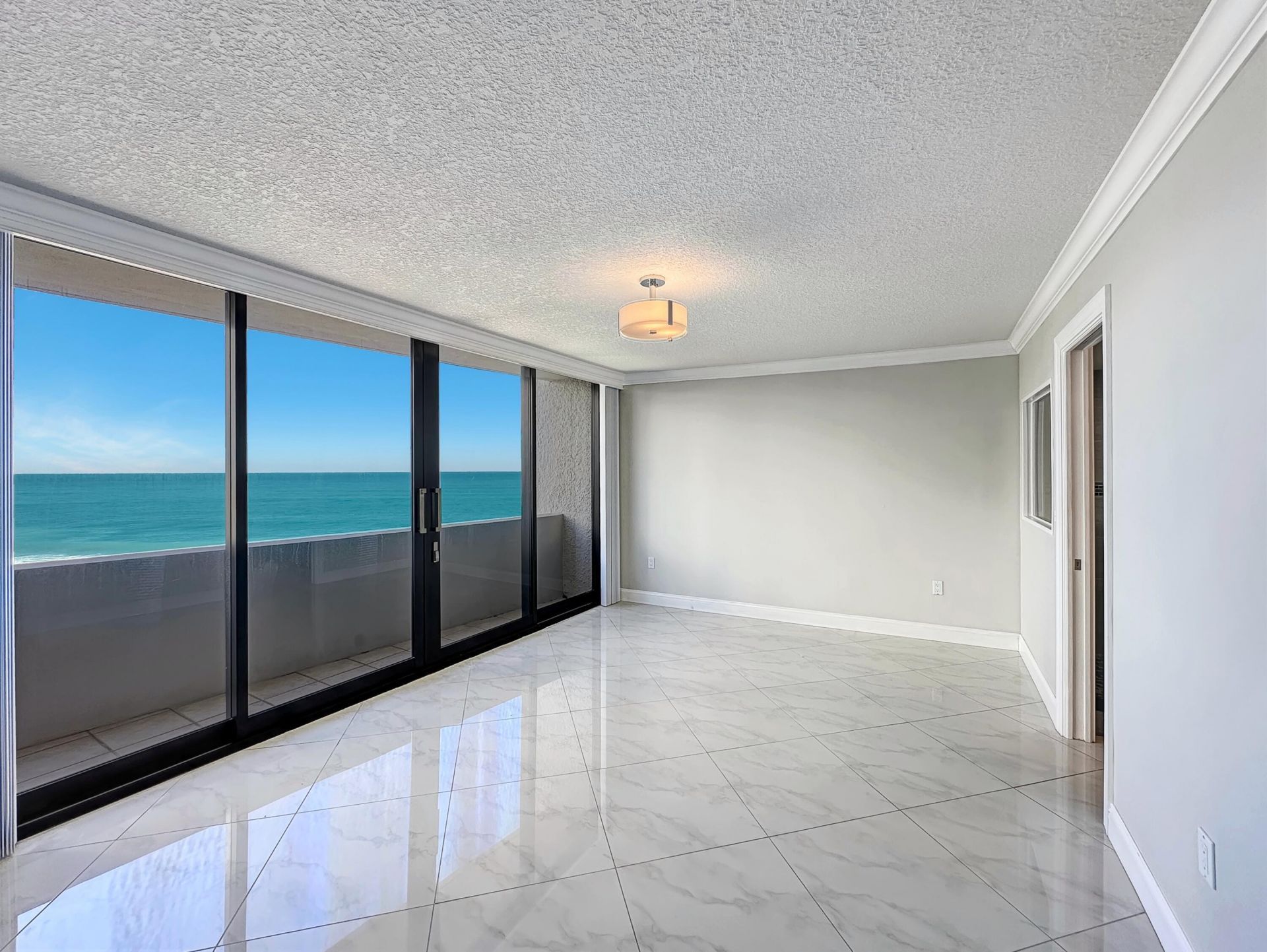 4200 N Ocean Drive, Unit 1-501, Singer Island, FL 33404 Photo