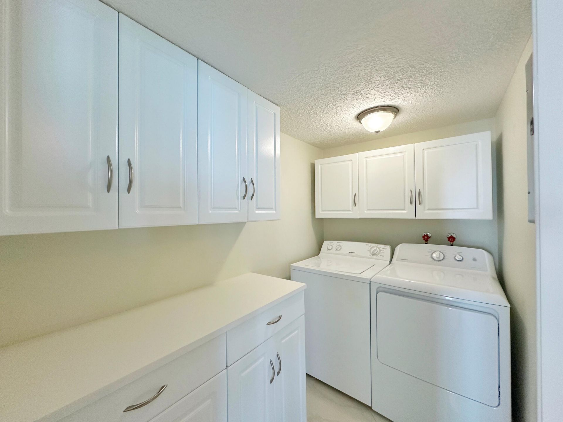 4200 N Ocean Drive, Unit 1-501, Singer Island, FL 33404 Photo