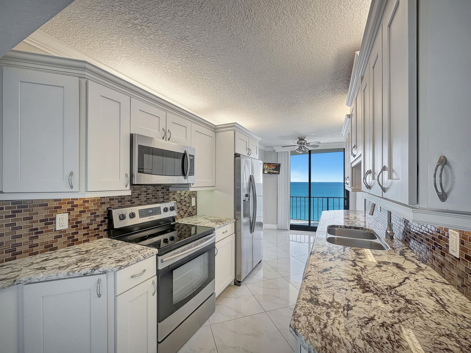 4200 N Ocean Drive, Unit 1-501, Singer Island, FL 33404 Photo