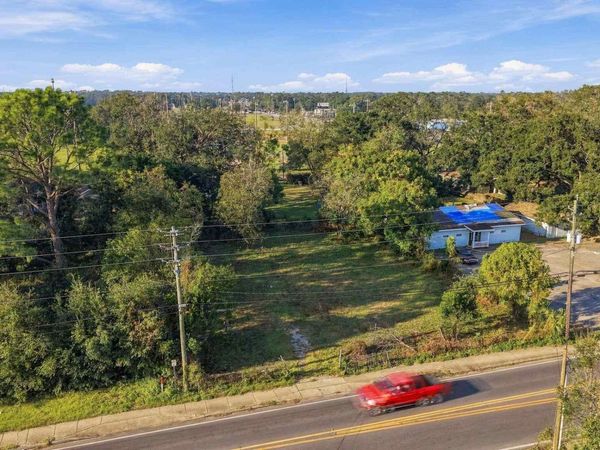 512 Massachusetts Ave, Pensacola, FL 32505