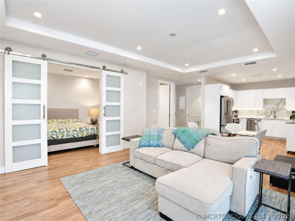 41 Seminole SW Street, Unit Apt #404, Stuart, FL 34994 Photo