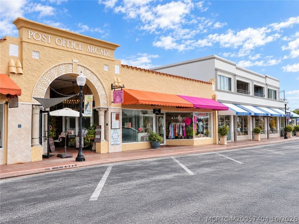 41 Seminole SW Street, Unit Apt #404, Stuart, FL 34994 Photo