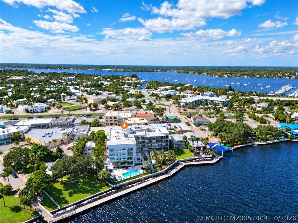 41 Seminole SW Street, Unit Apt #404, Stuart, FL 34994 Photo