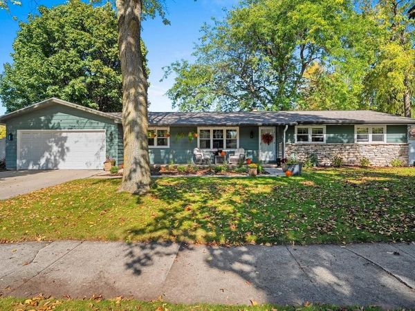 344 MIRAMAR DRIVE, Green Bay, WI 54301