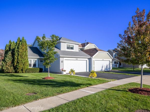 1452 S PEMBROKE Drive , South Elgin, IL 60177