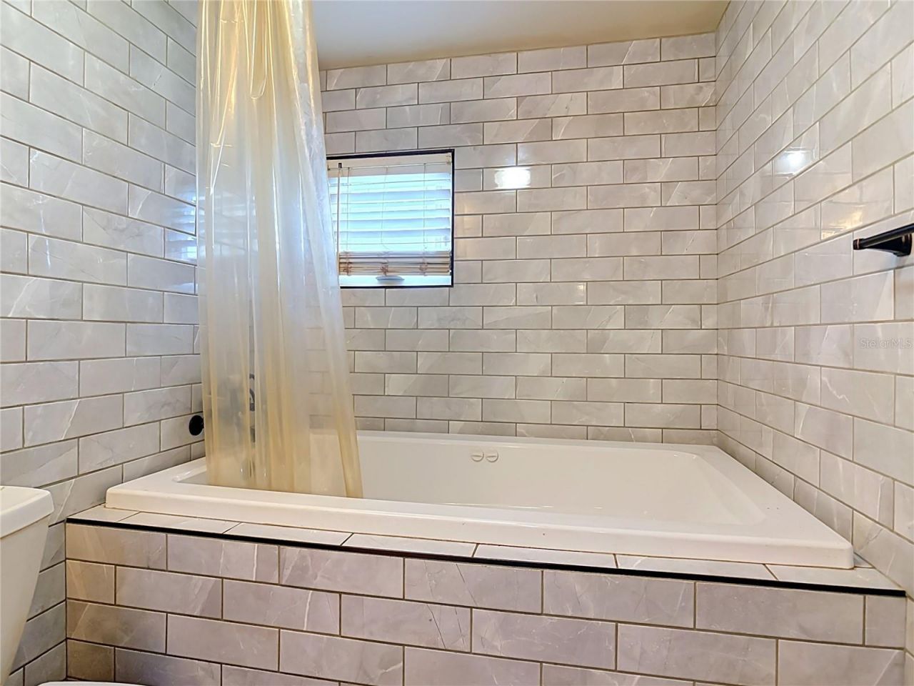 28418 Bougainvillea Avenue, Paisley, FL 32767 Photo