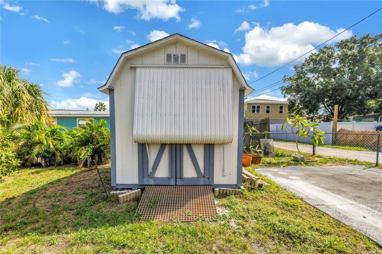 2450 37th Avenue N, Saint Petersburg, FL 33713 Photo