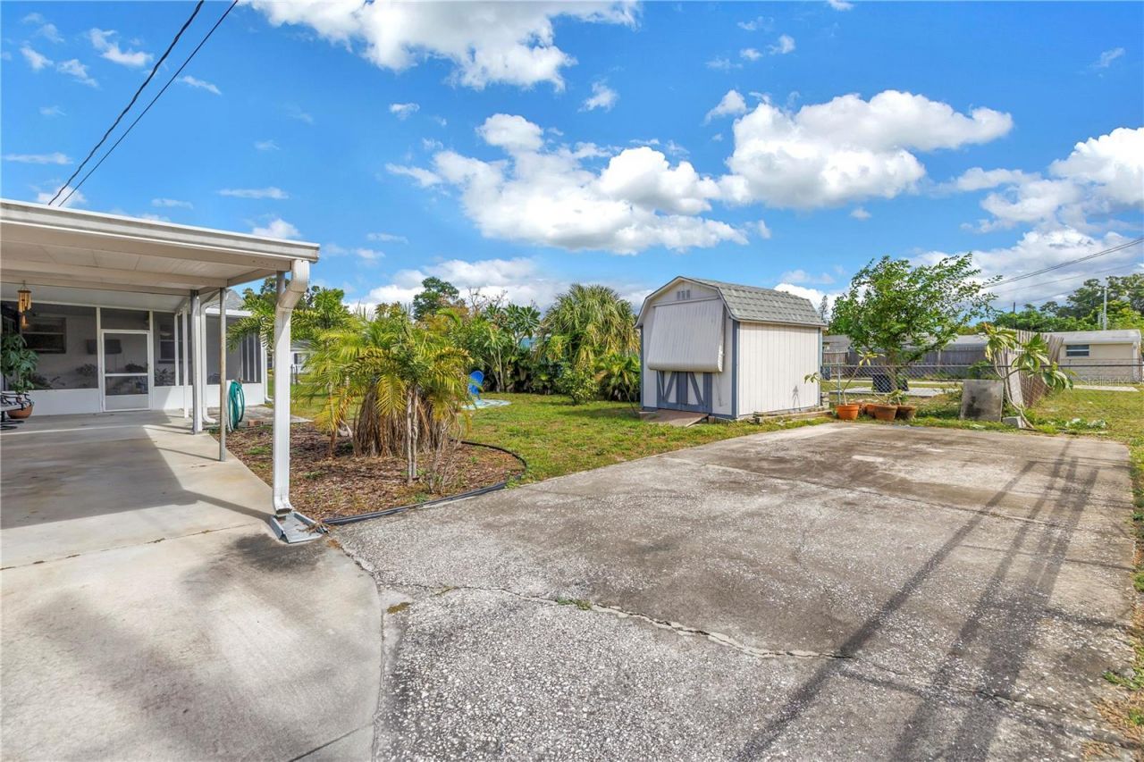 2450 37th Avenue N, Saint Petersburg, FL 33713 Photo