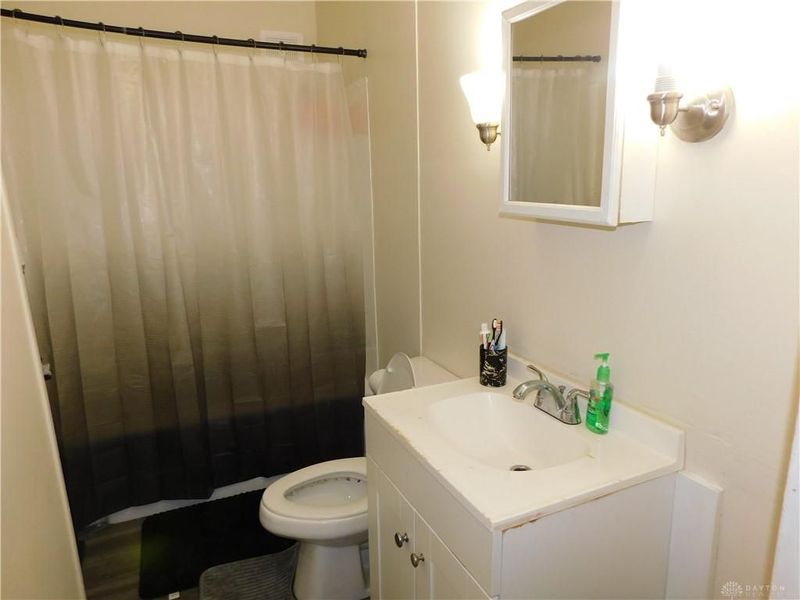 1027 W Jefferson Street, Unit 1029, Springfield, OH 45506 Photo 6