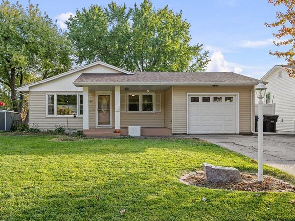 4512 25th Avenue , Rock Island, IL 61201