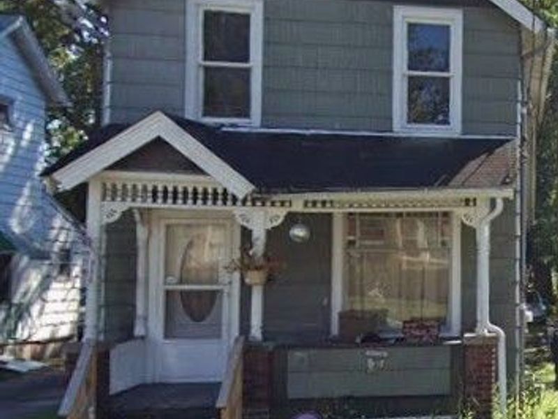 111 Maple Street, Niles, OH 44446 Photo 1