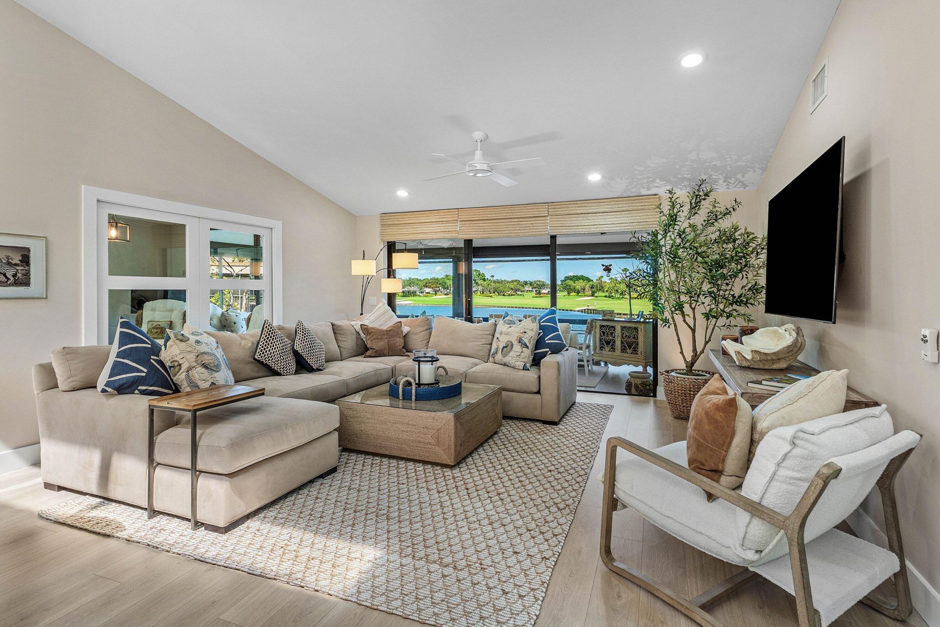 17 Eastgate Drive, Unit B, Boynton Beach, FL 33436 Photo