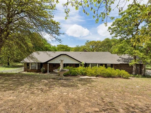 10331 Black Oaks Drive, Oklahoma City, OK 73165