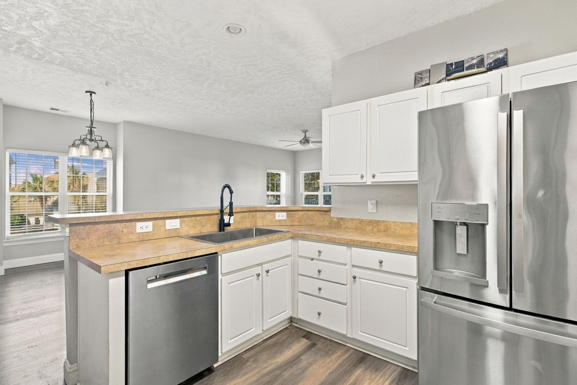 5090 Windsor Green Way  Photo 10