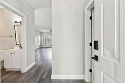 5090 Windsor Green Way  photo 4