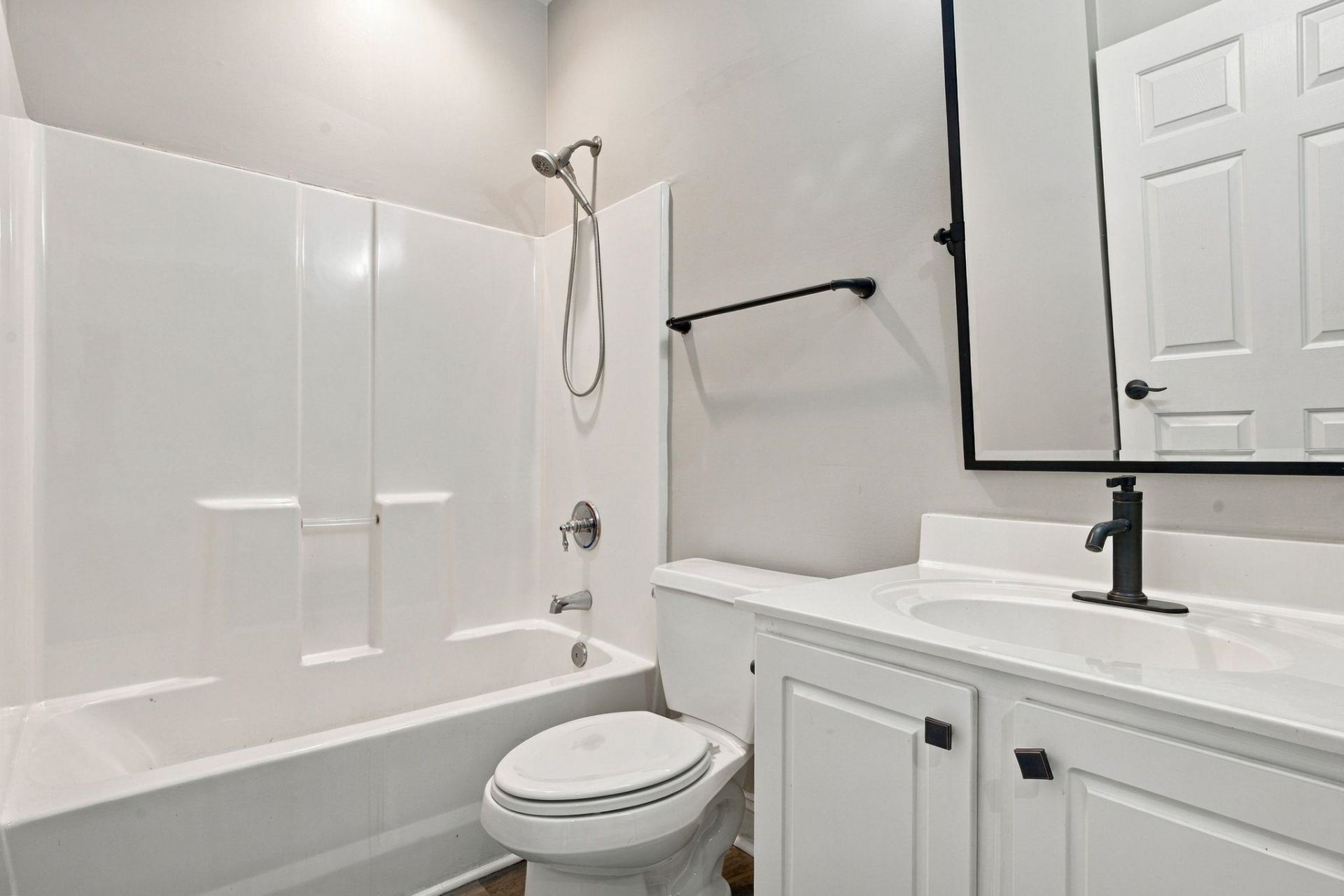5090 Windsor Green Way  Photo 25