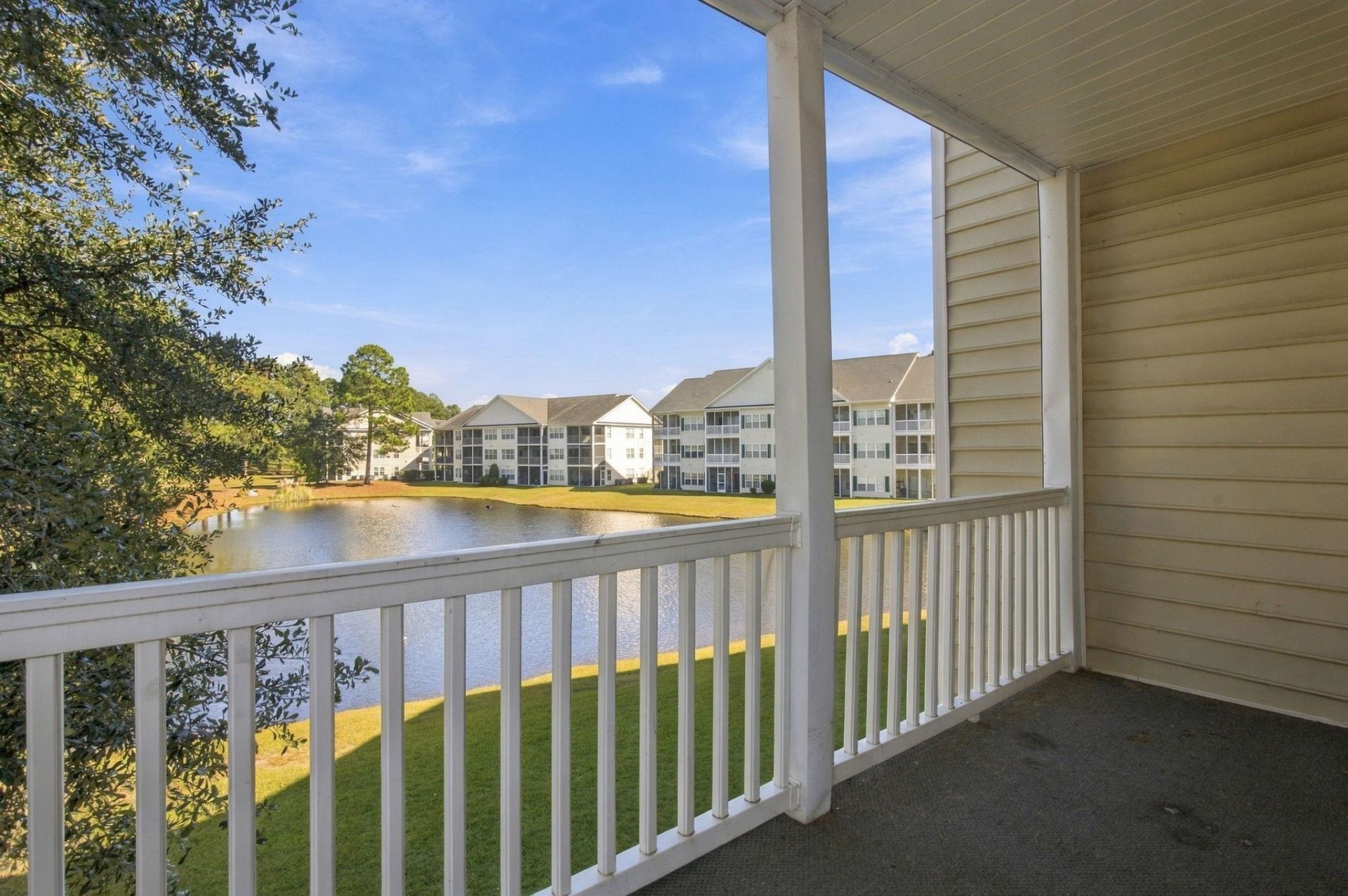 5090 Windsor Green Way  Photo 29
