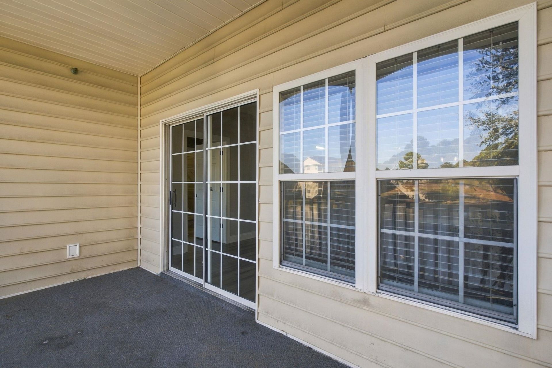 5090 Windsor Green Way  Photo 30