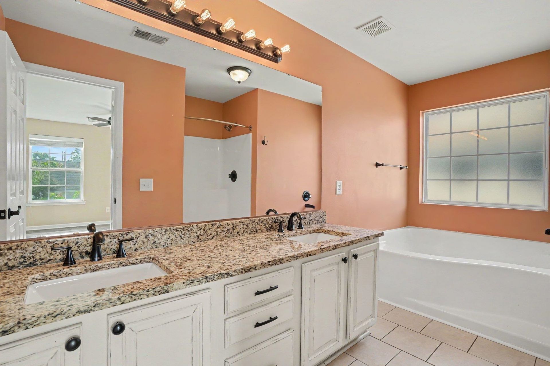 119 Brentwood Dr.  Photo 5