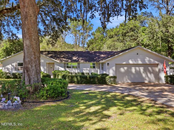439 SE 28TH Way, Melrose, FL 32666