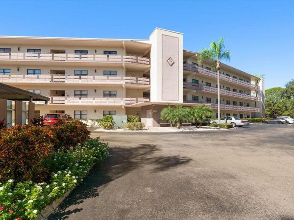 6188 80TH STREET N, Unit 210, ST PETERSBURG, FL 33709