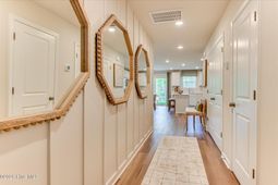 5687 Moncrief Circle photo 4