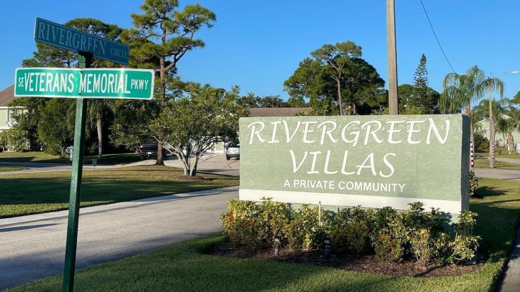 1317 SE Rivergreen Circle, Port Saint Lucie, FL 34952 Photo
